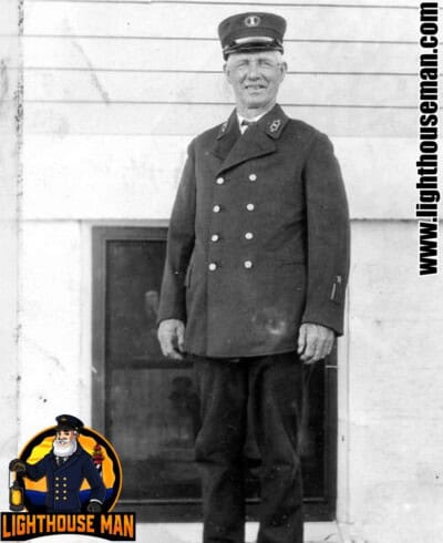 Salary of Lighthouse Keepers